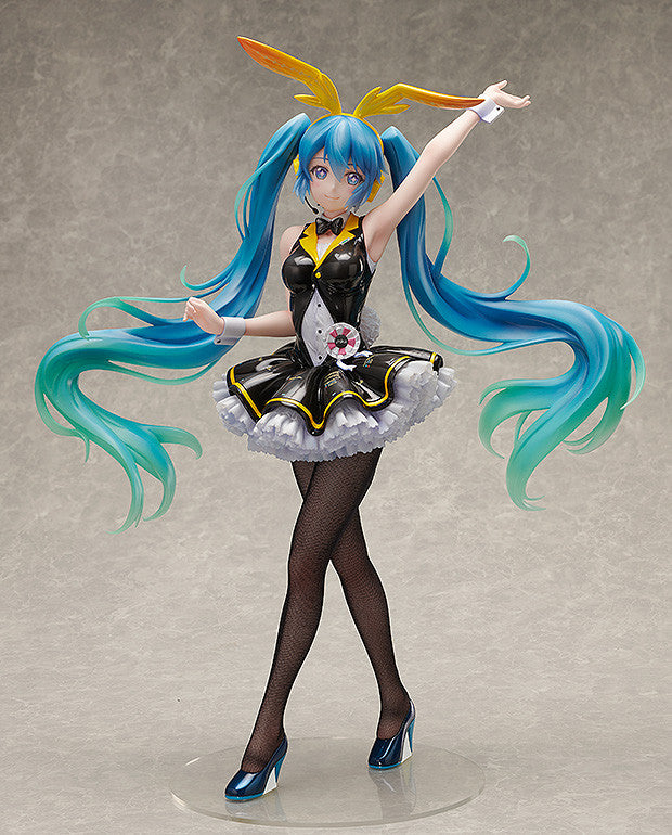 Hatsune Miku (My Dear Bunny Version) 1/4 Scale Figure