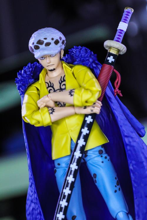 One Piece Trafalgar Law (The Raid on Onigashima) S.H.Figuarts