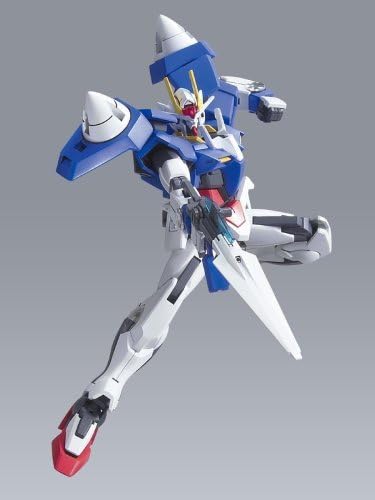 00 Gundam HG 1/144 Model Kit, Pose 1