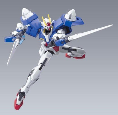 00 Gundam HG 1/144 Model Kit, Pose 3