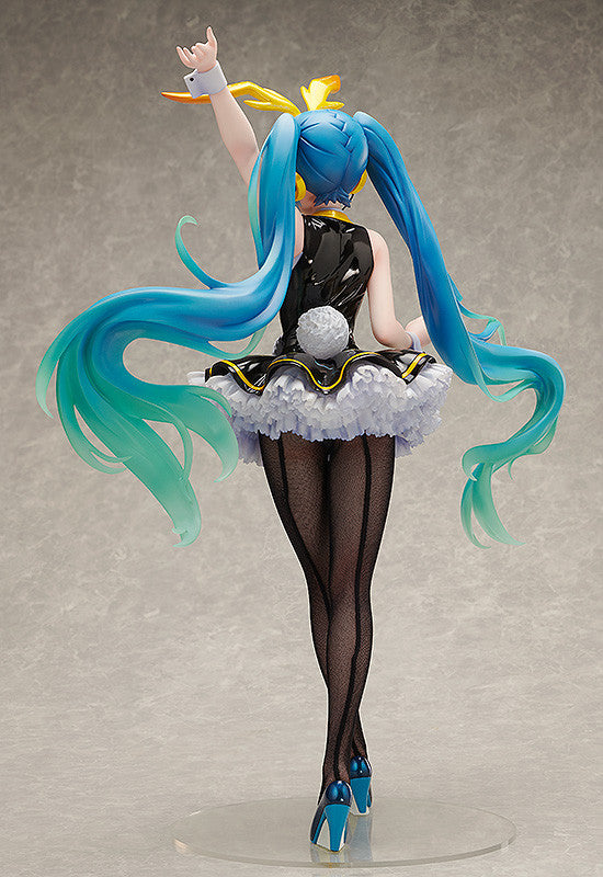 Hatsune Miku (My Dear Bunny Version) 1/4 Scale Figure