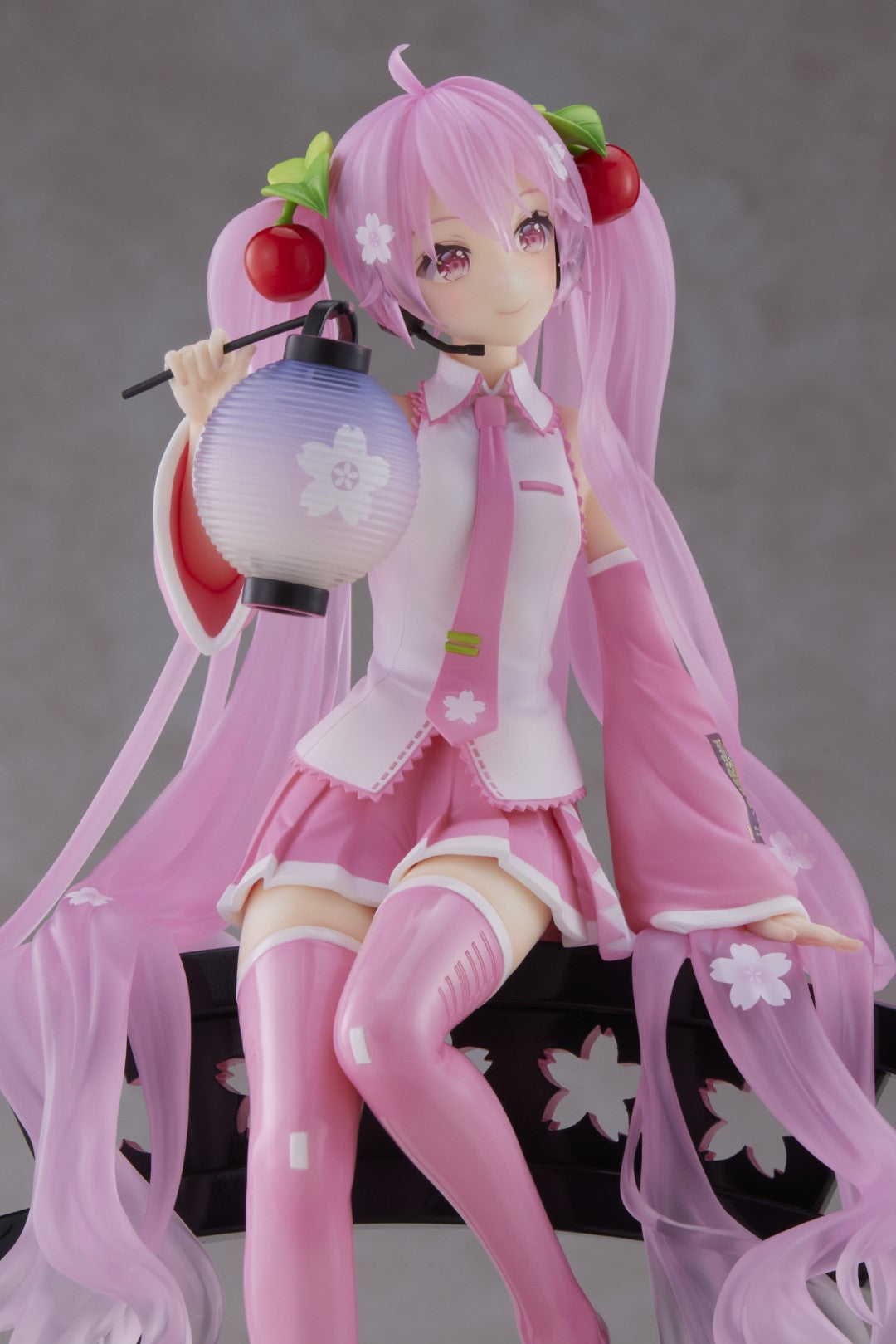 Sakura Miku Lantern Ver. AMP+ Figure