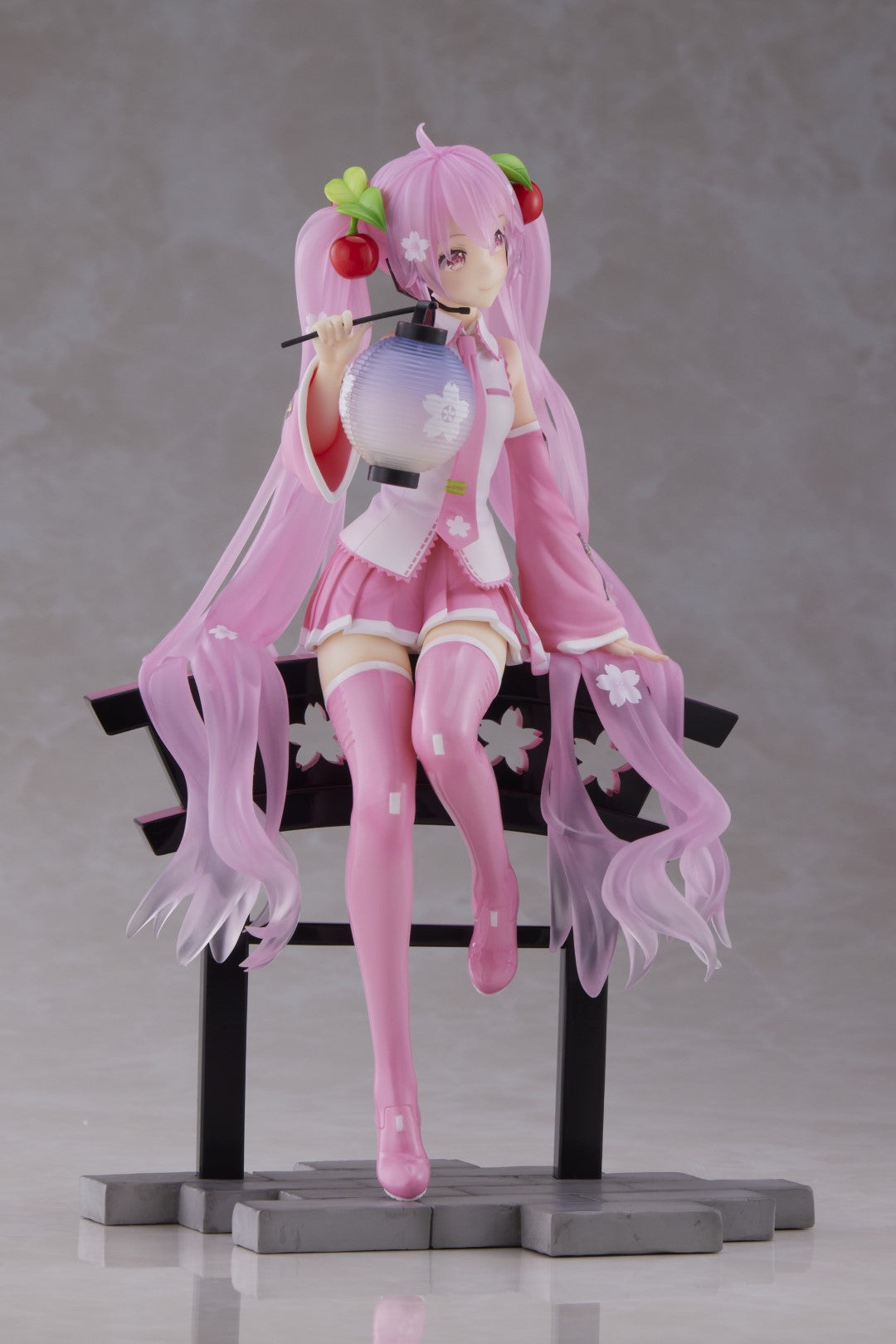 Sakura Miku Lantern Ver. AMP+ Figure