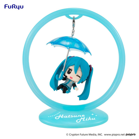 Hatsune Miku Trapeze Figure