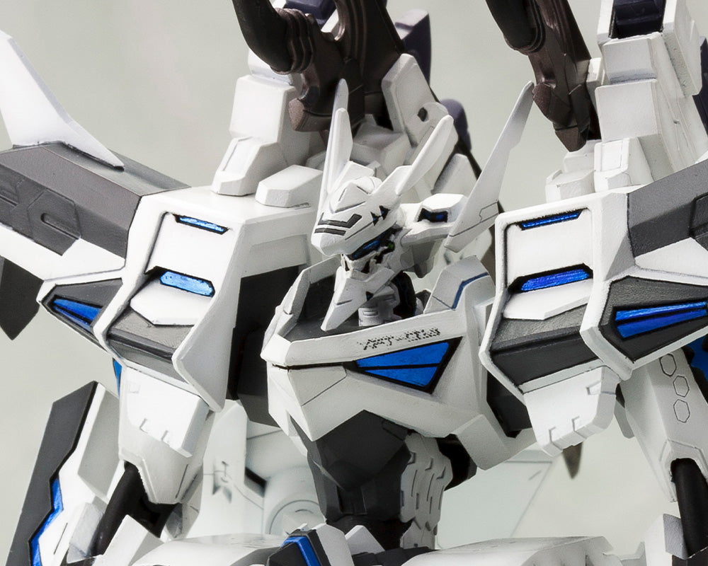Muv-Luv Alternative Shiranui Second Phase 3 Yuya Bridges Ki 1/144 Model Kit