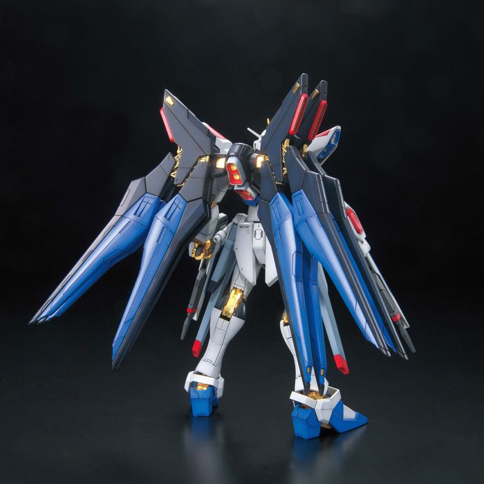 Strike Freedom Gundam (Full Burst Mode) MG