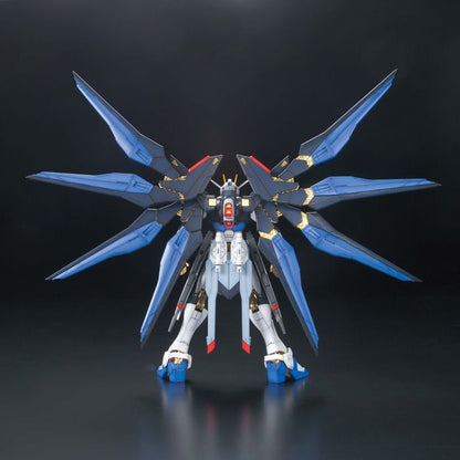 Strike Freedom Gundam (Full Burst Mode) MG